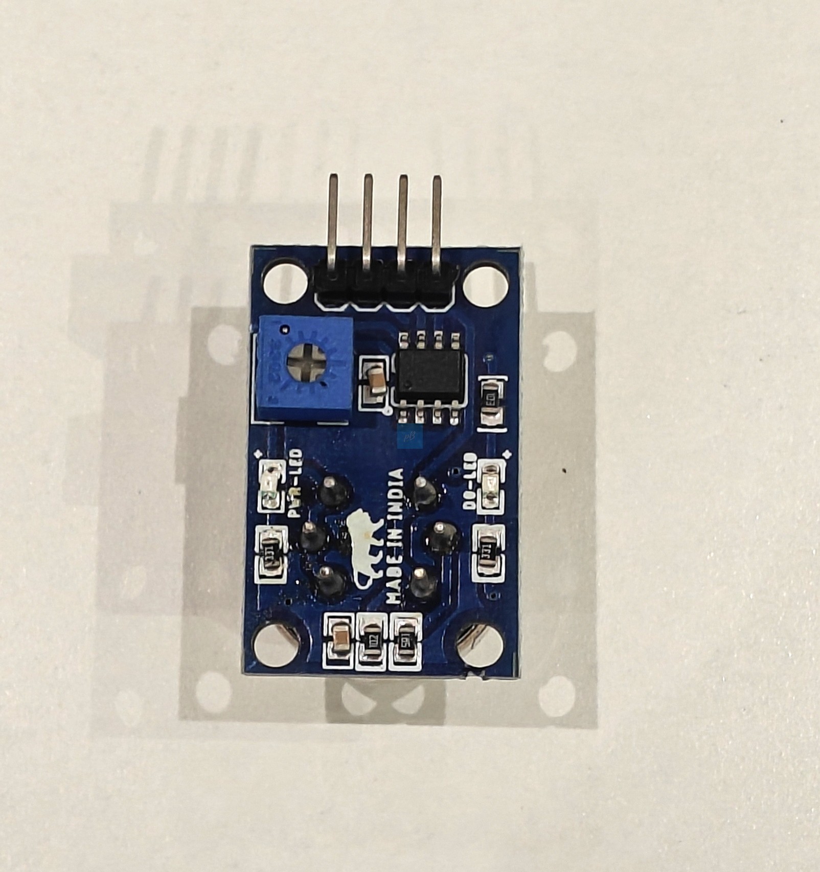 Project Banao Fire & Smoke Detection Robot Model Project Kit | Arduino UNO MQ-2 Gas & Smoke Sensor with LCD Display, Buzzer & DIY Electronics Components | STEM Science Project for School Students - Image 5
